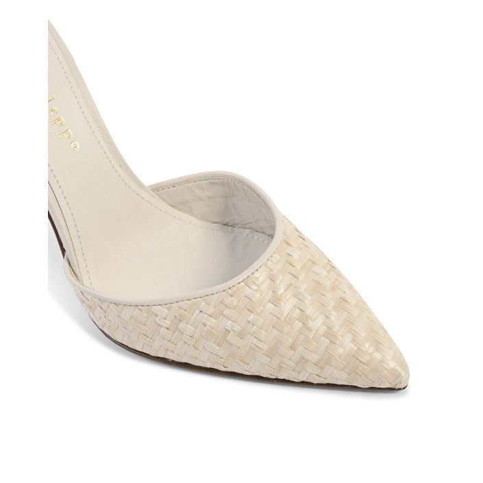 Dee Ocleppo - Pandora Pump - Natural