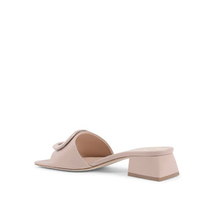 Dee Ocleppo - Dizzy Logo Mule Nude