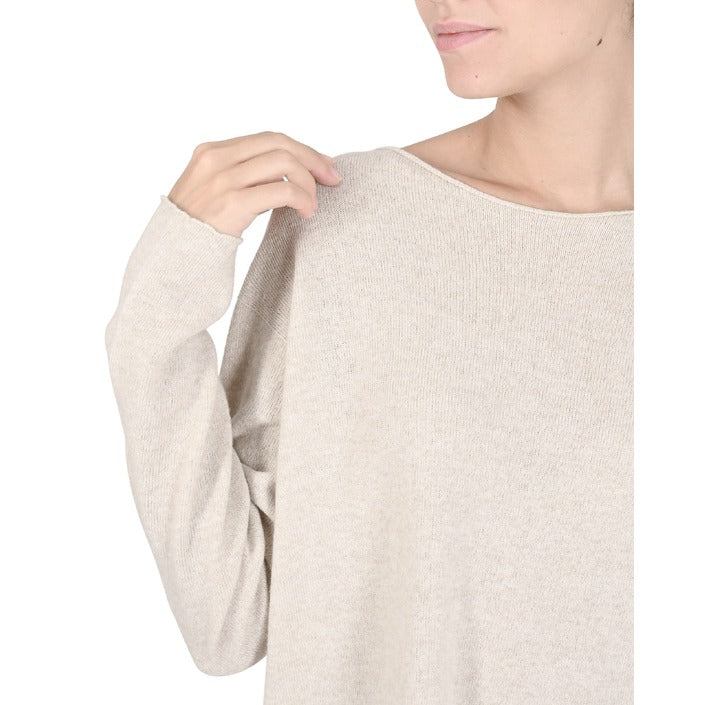 Crown of Edinburgh Cashmere - Crown of Edinburgh Cashmere Womens Oversize Boat Neck Sweater COE 008  CREAM