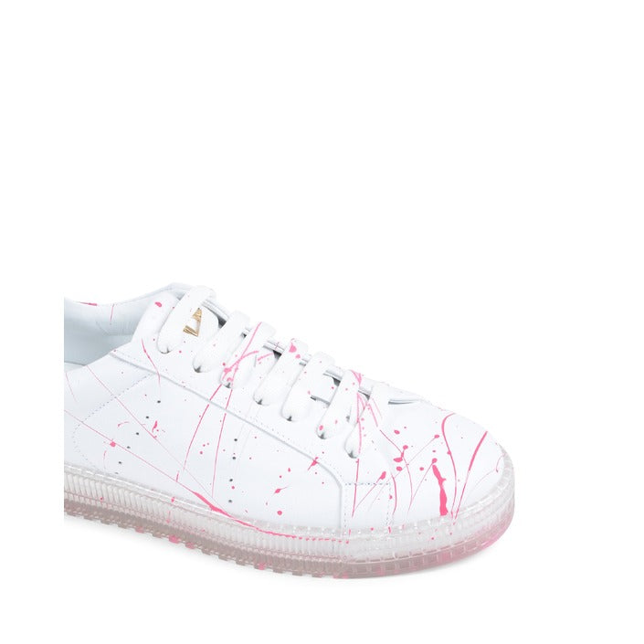 Dee Ocleppo - Splatter Sneaker - White Fuxia