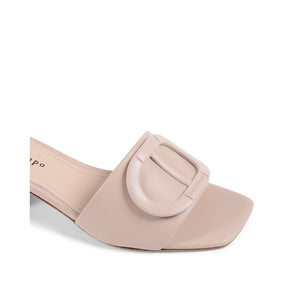 Dee Ocleppo - Dizzy Logo Mule Nude