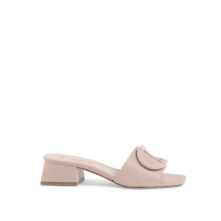 Dee Ocleppo - Dizzy Logo Mule Nude