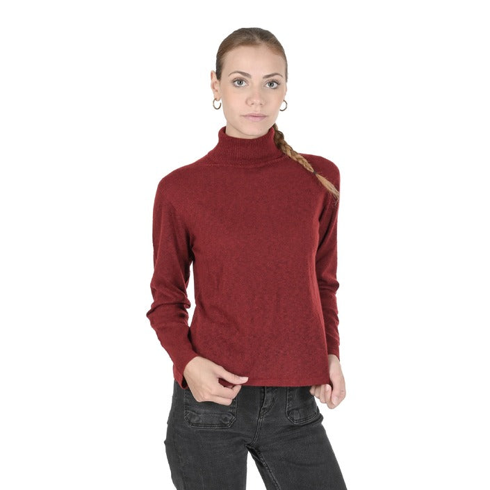 Crown of Edinburgh Cashmere - Crown of Edinburgh Cashmere Womens Turtleneck Sweater COE 0020 DARK RED