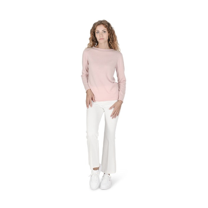 Crown of Edinburgh Cashmere - Crown of Edinburgh Cashmere Womens Boat Neck Sweater COE 0025 BABY PINK