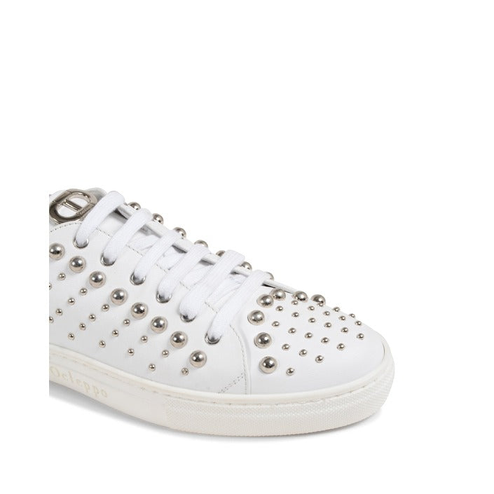 Dee Ocleppo - Weekend Warrior Sneaker