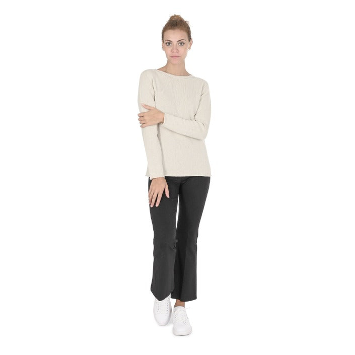 Crown of Edinburgh Cashmere - Crown of Edinburgh Cashmere Womens Boat Neck Sweater COE 0015 CREAM