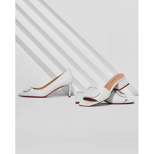 Dee Ocleppo - Dizzy Logo Mule - White